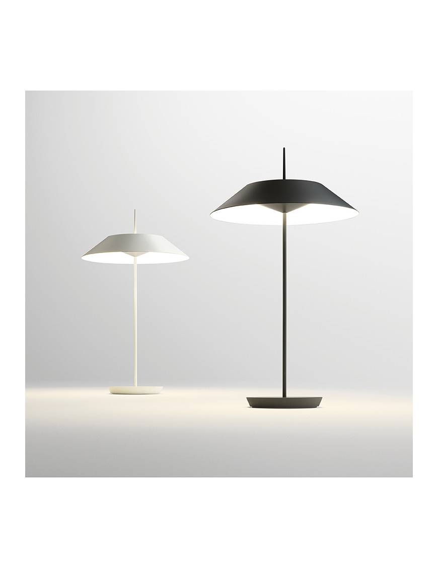 Mayfair LED Table Lamp Vibia white color / black color